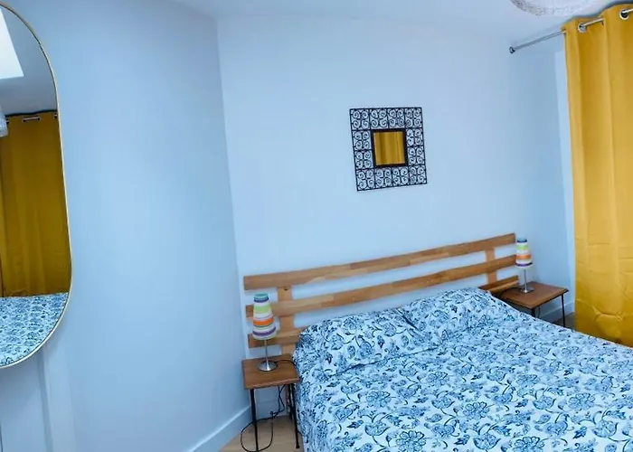 Joli F2 Avec Terrasse 150m Appartement Saint-Aubin-Sur-Mer (Calvados)