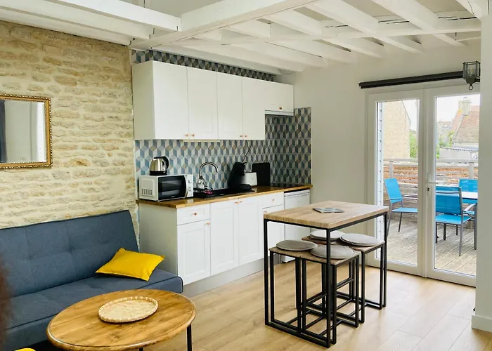 Joli F2 Avec Terrasse 150m Appartement *