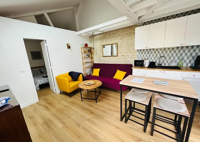 Joli F2 Avec Terrasse 150m