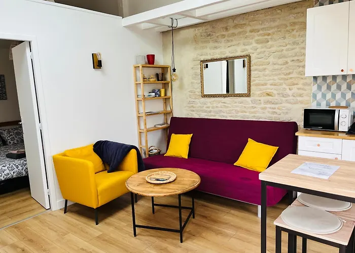 Joli F2 Avec Terrasse 150m Appartement *